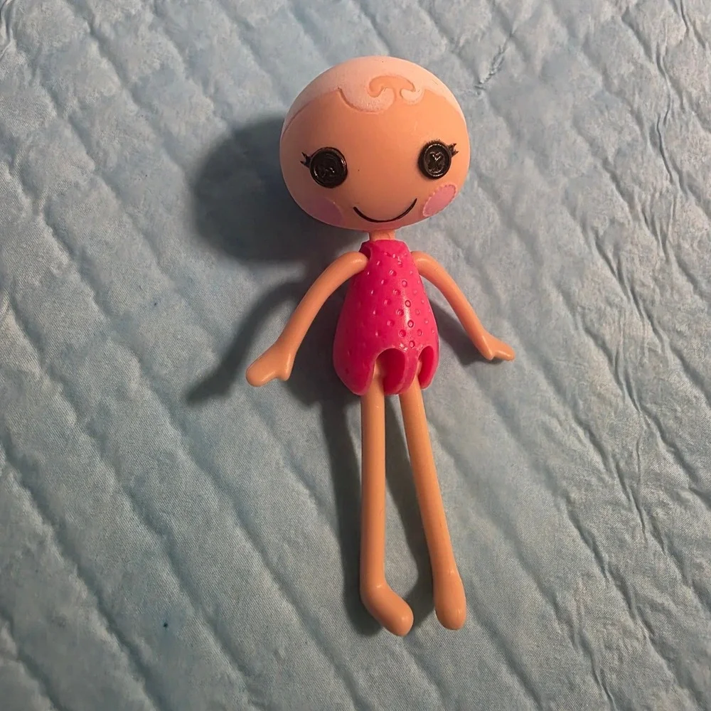 Lalaloopsy Tinies Series 1 Berry Jar-in-Pieces Mini Figure Pink Strawberry 1.5in